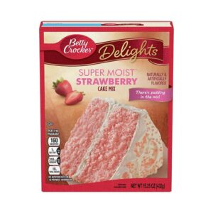 Betty Crocker Super Moist Strawberry Cake Mix 432g